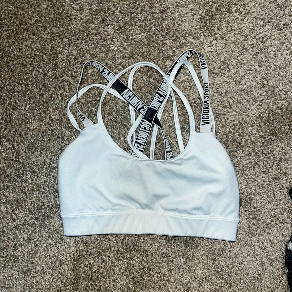 Strappy bra size xs Victoria spot